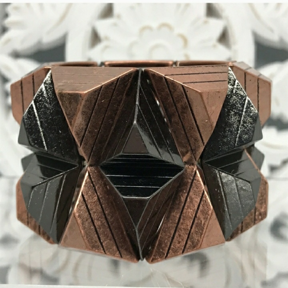 NWOT Stretch Bracelet